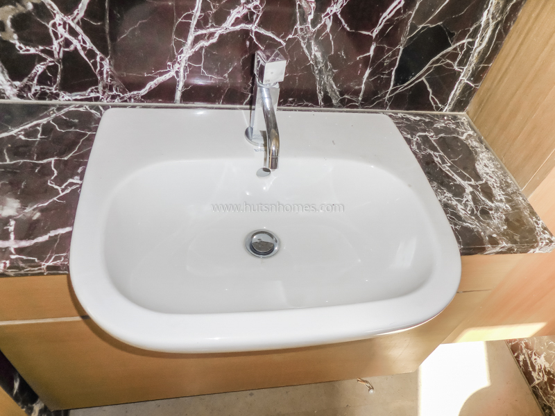 4 BHK Flat For Rent in Vasant Vihar