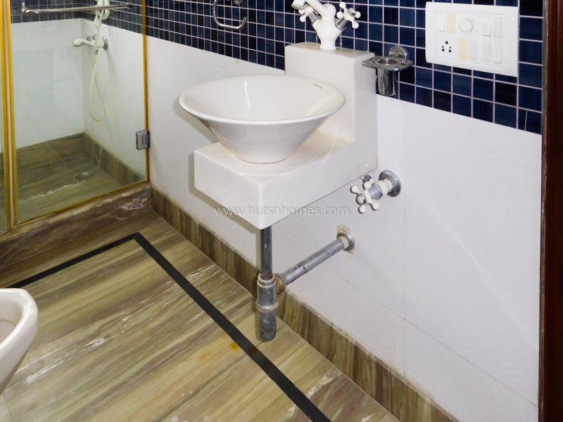 4 BHK Flat For Rent in Vasant Vihar