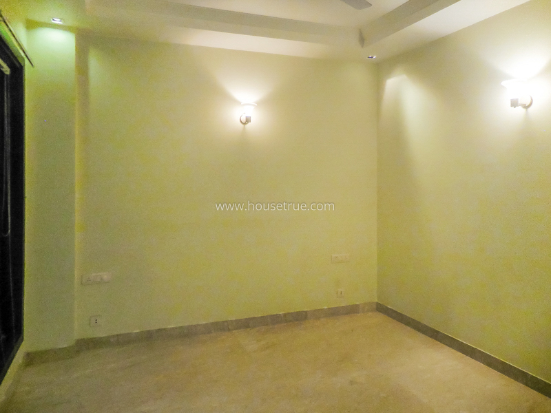 4 BHK Flat For Rent in Vasant Vihar