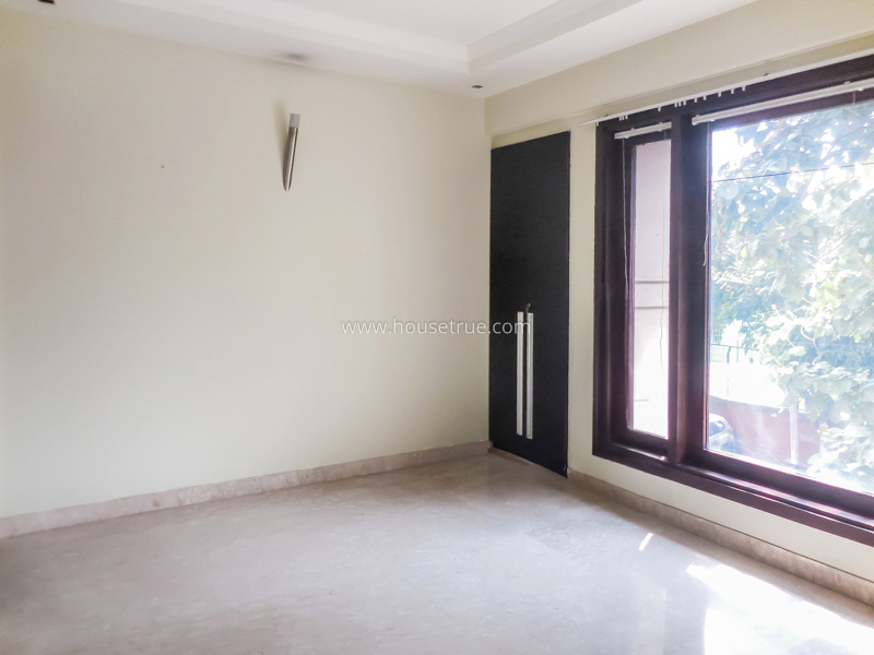 4 BHK Flat For Rent in Vasant Vihar