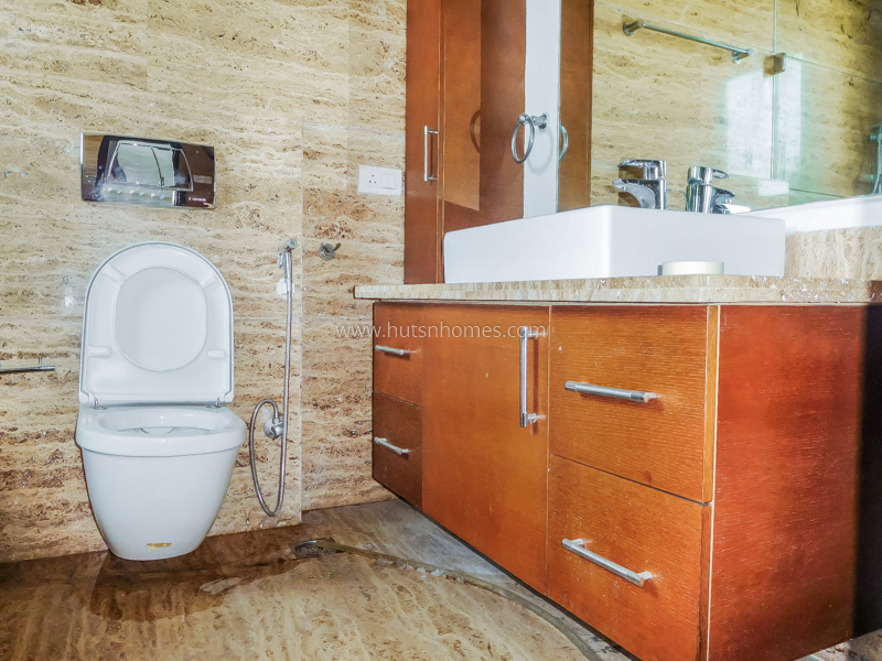 4 BHK Builder Floor For Rent in Vasant Vihar