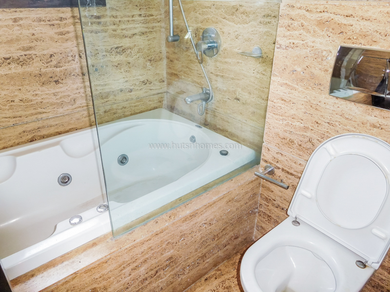 4 BHK Builder Floor For Rent in Vasant Vihar