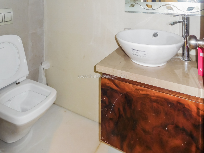 8 BHK House For Rent in Vasant Vihar