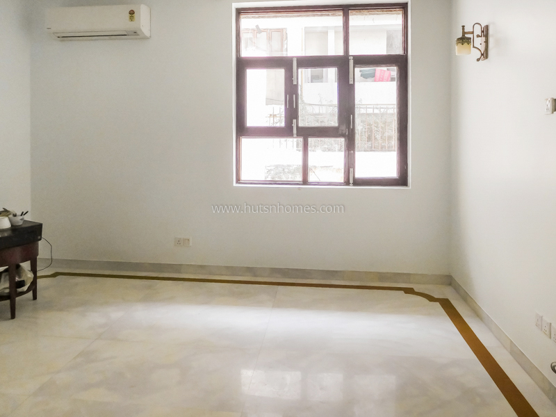 8 BHK House For Rent in Vasant Vihar