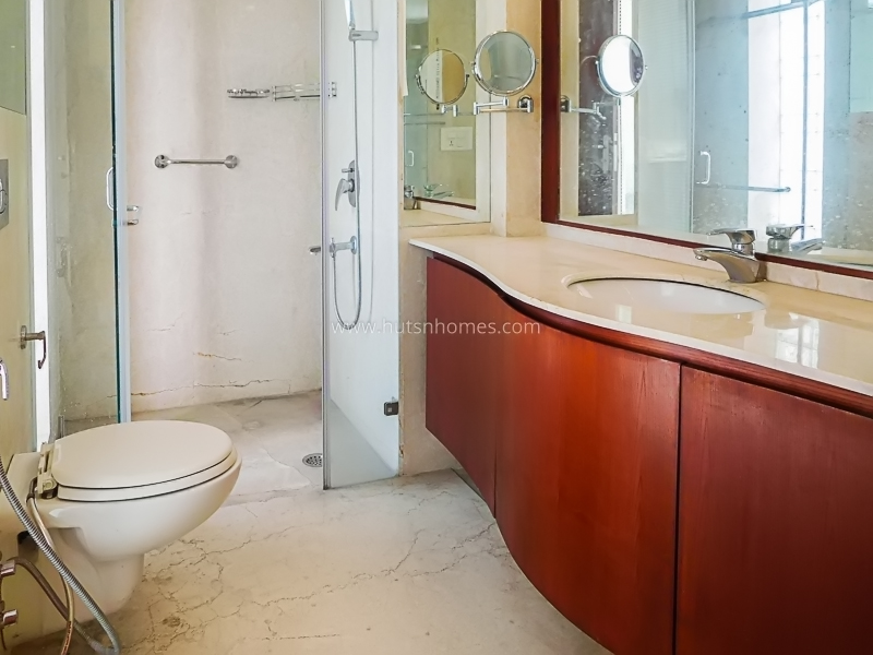 3 BHK Flat For Rent in Vasant Vihar