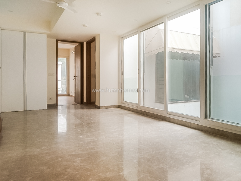4 BHK Duplex For Rent in Vasant Vihar