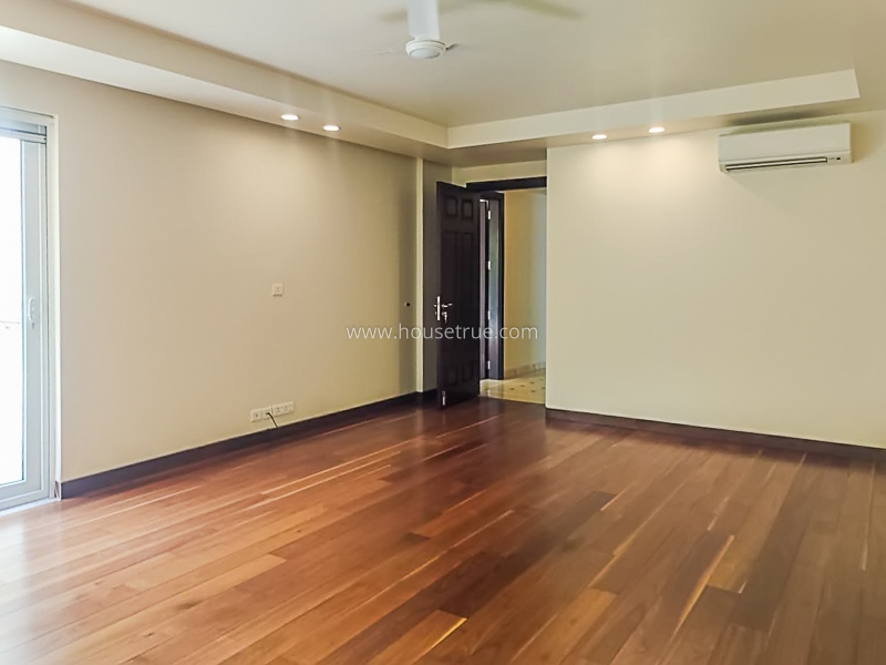 4 BHK Flat For Rent in Vasant Vihar