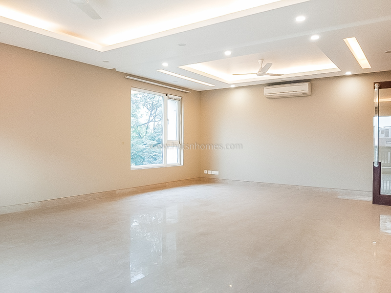 4 BHK Flat For Rent in Vasant Vihar
