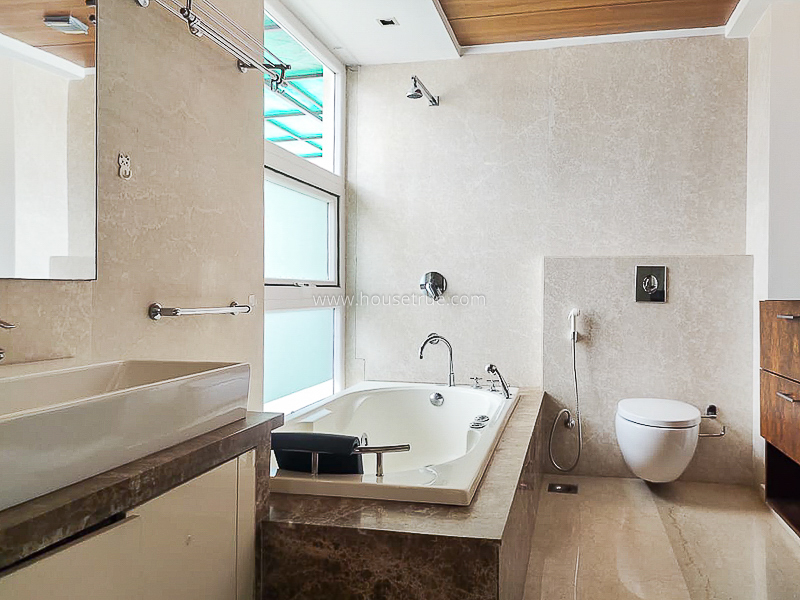 4 BHK Flat For Rent in Vasant Vihar
