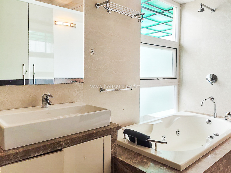4 BHK Flat For Rent in Vasant Vihar