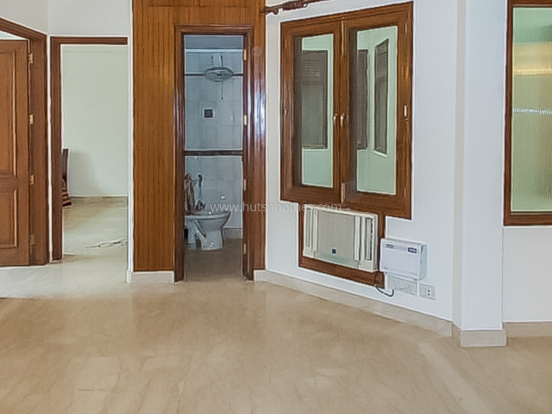 3 BHK Flat For Rent in Chanakyapuri