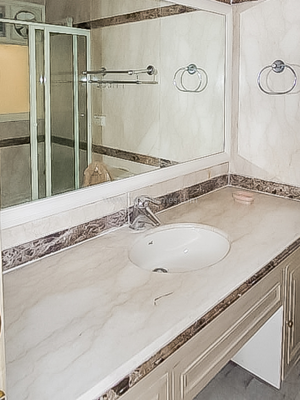 3 BHK Flat For Rent in Chanakyapuri