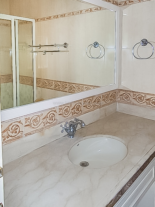 3 BHK Flat For Rent in Chanakyapuri