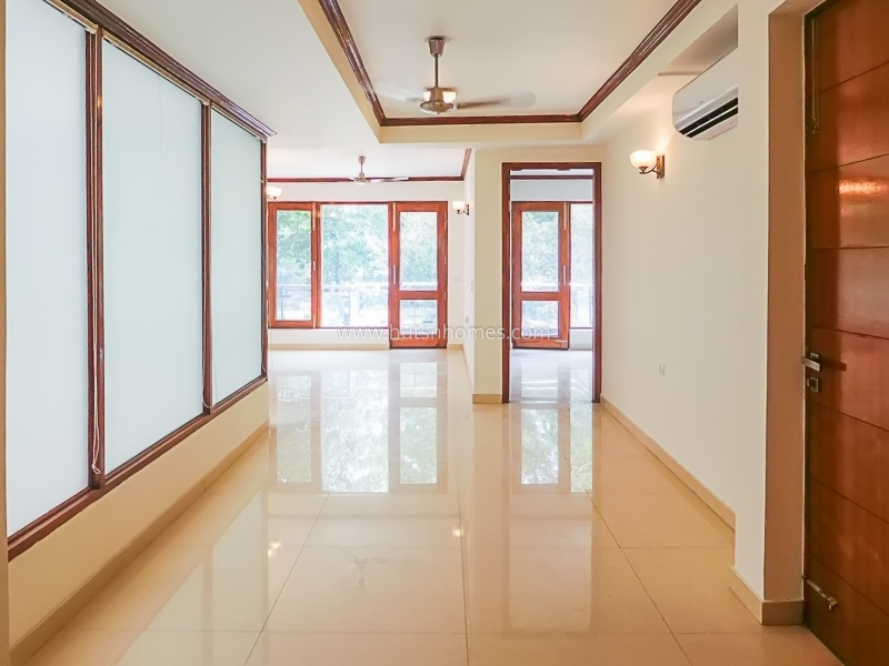 3 BHK Builder Floor For Rent in Chanakyapuri