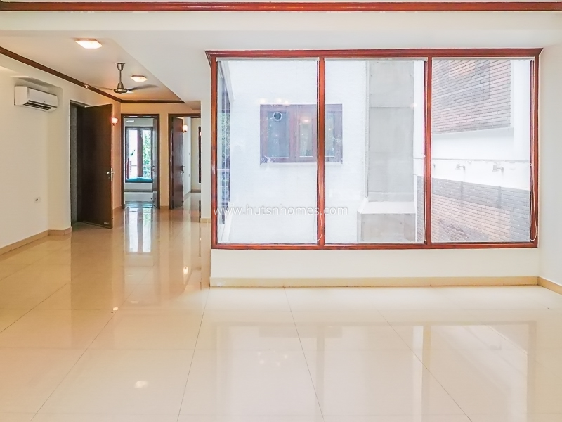 3 BHK Builder Floor For Rent in Chanakyapuri