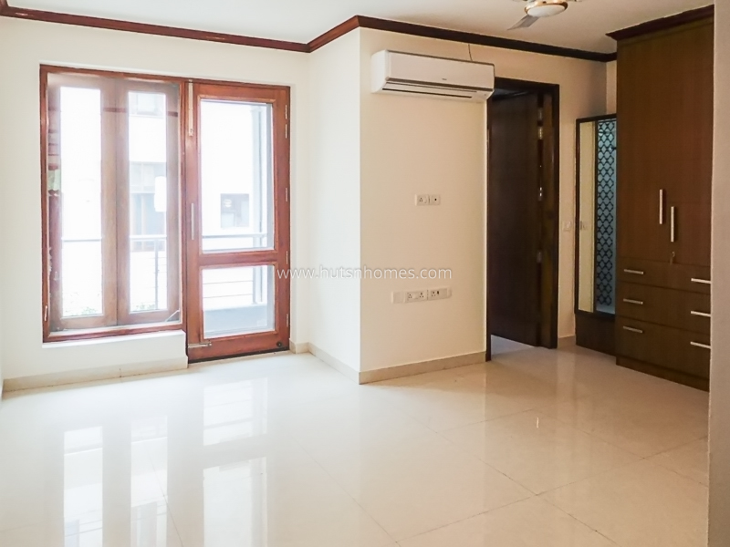 3 BHK Builder Floor For Rent in Chanakyapuri