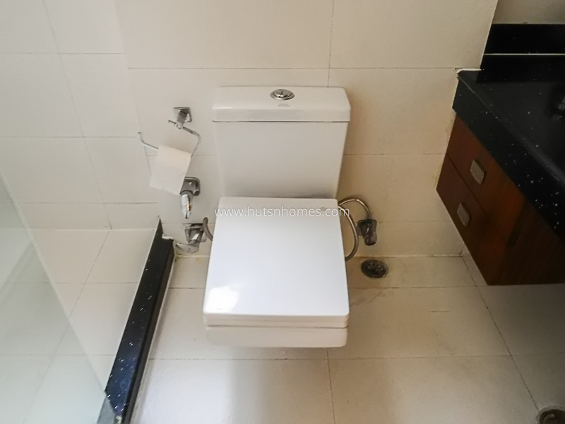 3 BHK Builder Floor For Rent in Chanakyapuri