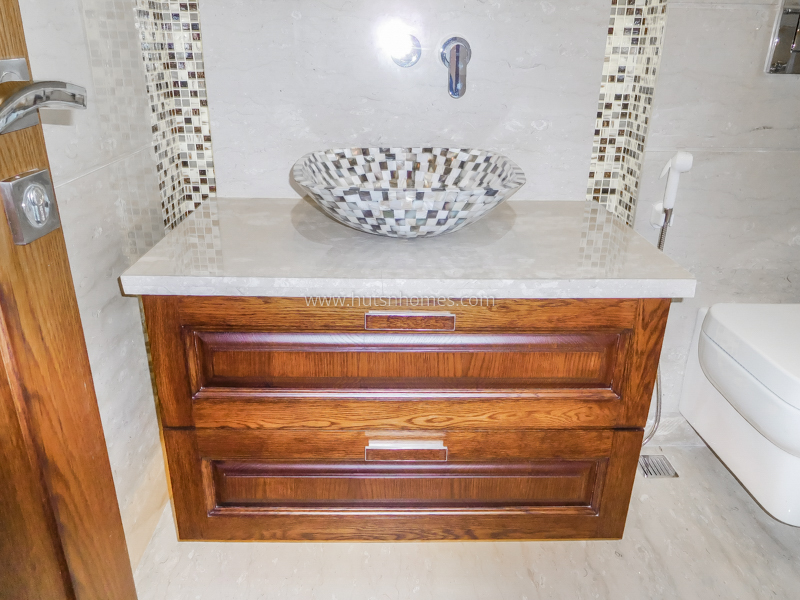 4 BHK Builder Floor For Rent in Vasant Vihar
