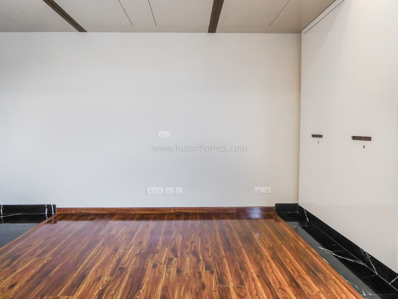 4 BHK Builder Floor For Rent in Vasant Vihar
