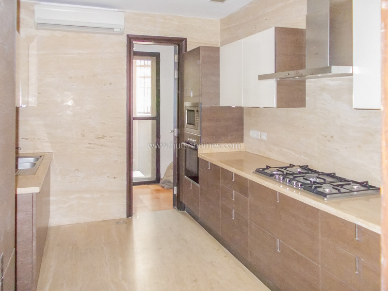 3 BHK Duplex For Rent in Chanakyapuri
