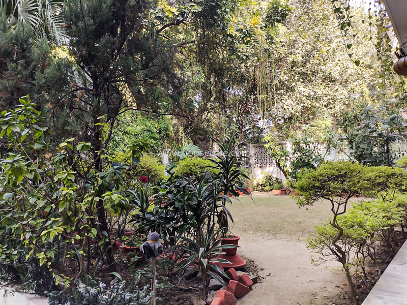 4 BHK Flat For Rent in Hauz Khas Enclave