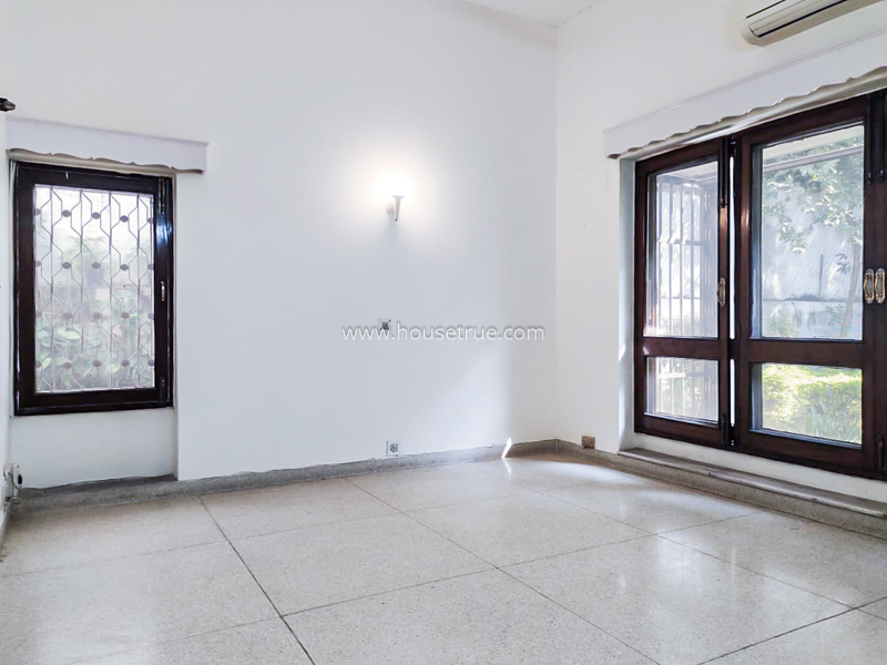 4 BHK Flat For Rent in Hauz Khas Enclave