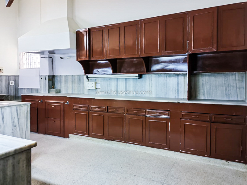 4 BHK Flat For Rent in Hauz Khas Enclave