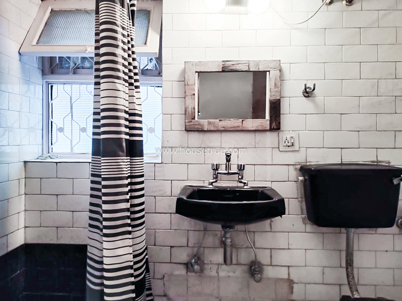 4 BHK Flat For Rent in Hauz Khas Enclave