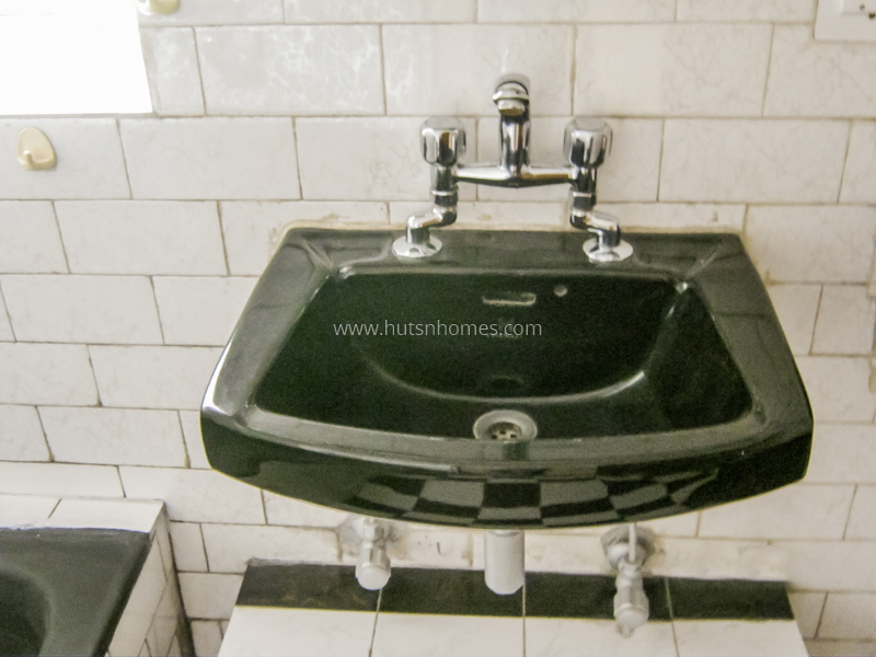 4 BHK Flat For Rent in Hauz Khas Enclave