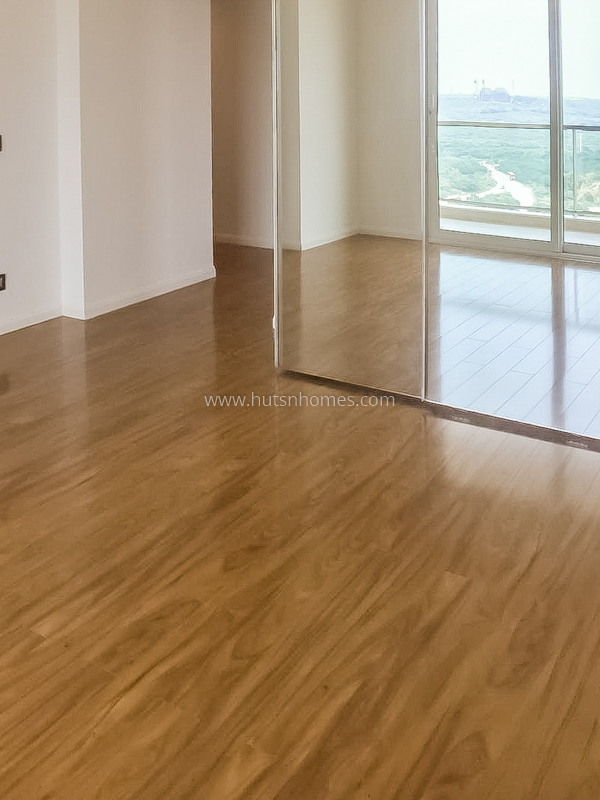 4 BHK Condo For Rent in Golf Course Road