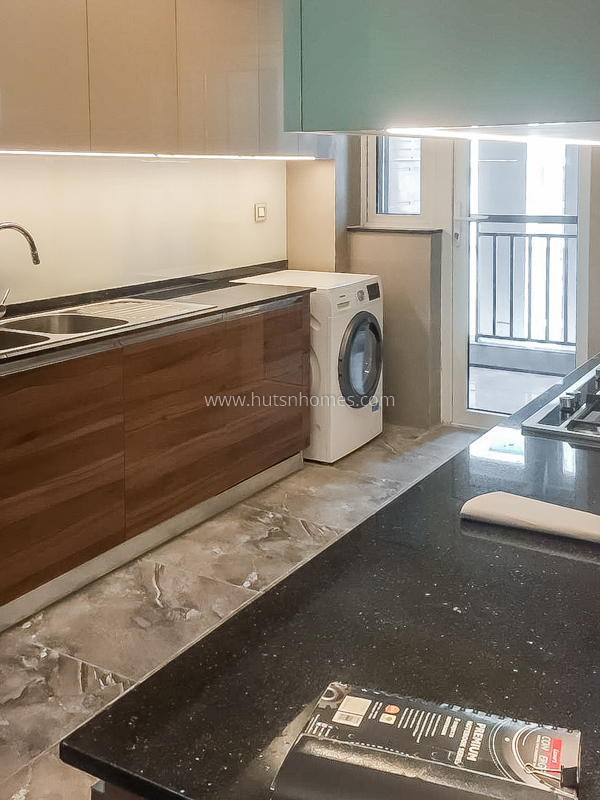4 BHK Condo For Rent in Golf Course Road