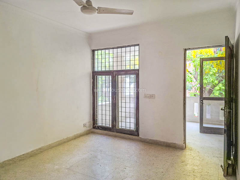 3 BHK Flat For Rent in Vasant Vihar