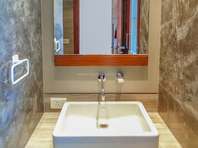 4 BHK Flat For Rent in Vasant Vihar