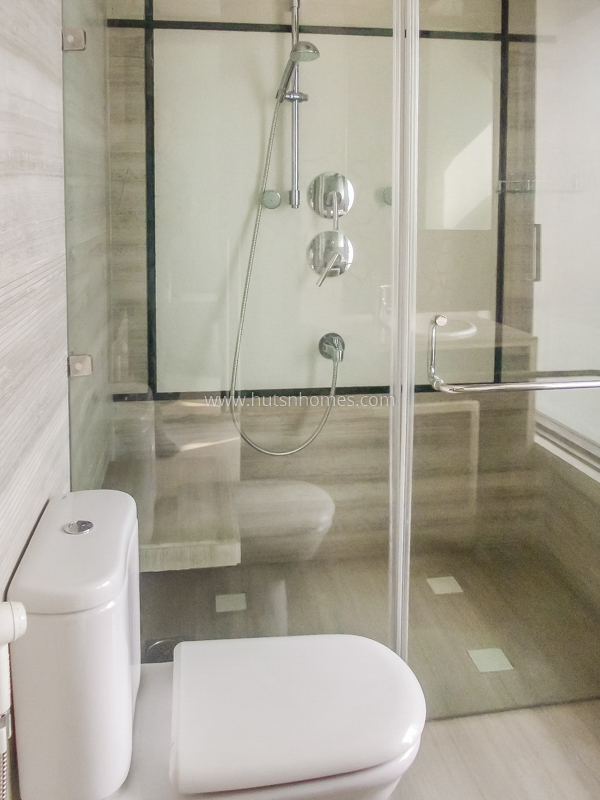 4 BHK Flat For Rent in Vasant Vihar