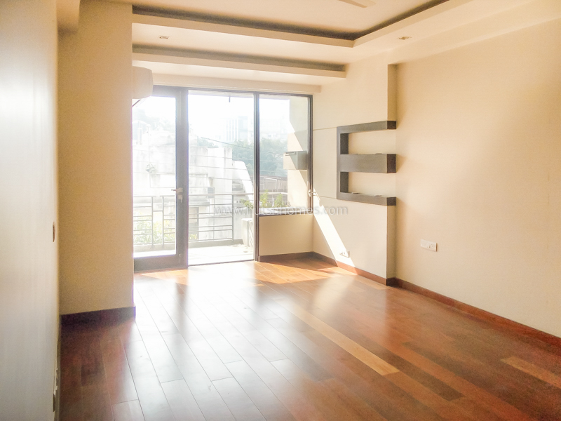 4 BHK Flat For Rent in Vasant Vihar
