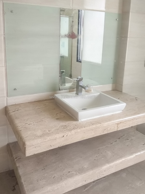 5 BHK Farm House For Rent in Radhey Mohan Drive