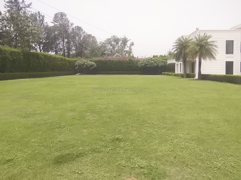 5 BHK Farm House For Rent in Radhey Mohan Drive