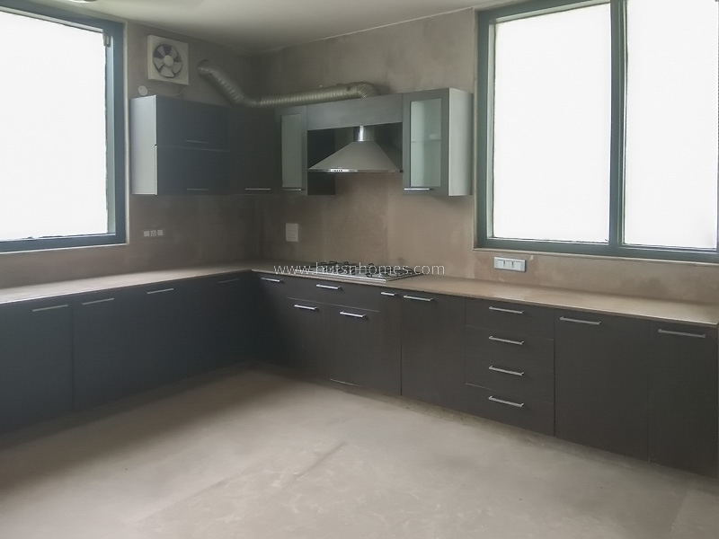 5 BHK Farm House For Rent in Radhey Mohan Drive