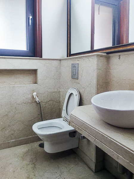 4 BHK Duplex For Rent in Vasant Vihar