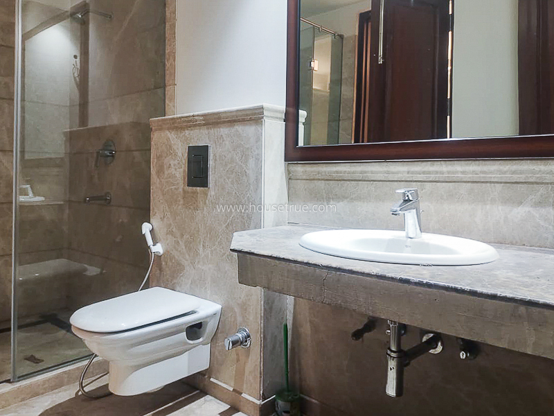 4 BHK Duplex For Rent in Vasant Vihar