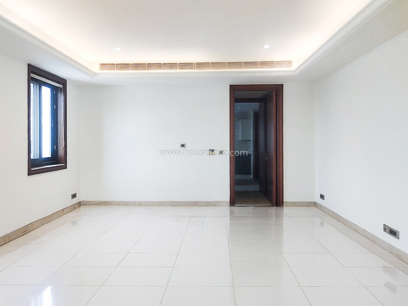 5 BHK Duplex For Rent in Vasant Vihar
