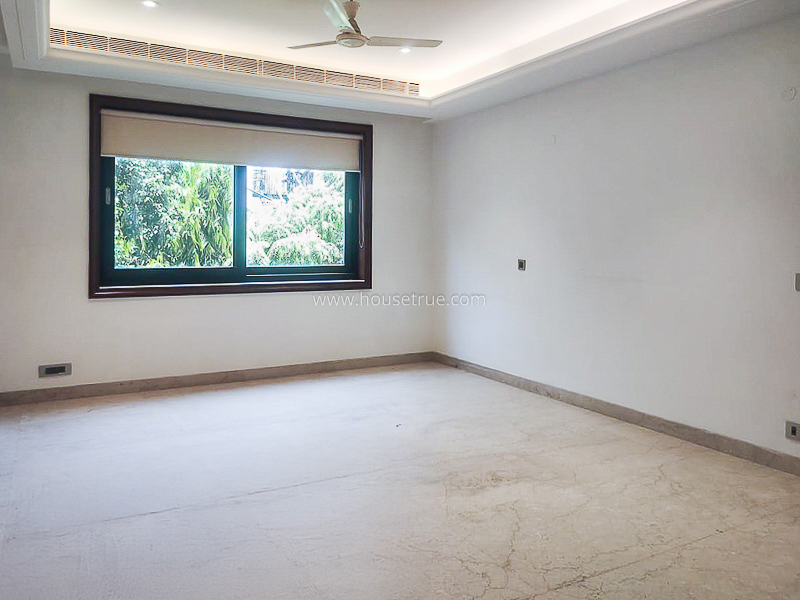 5 BHK Duplex For Rent in Vasant Vihar