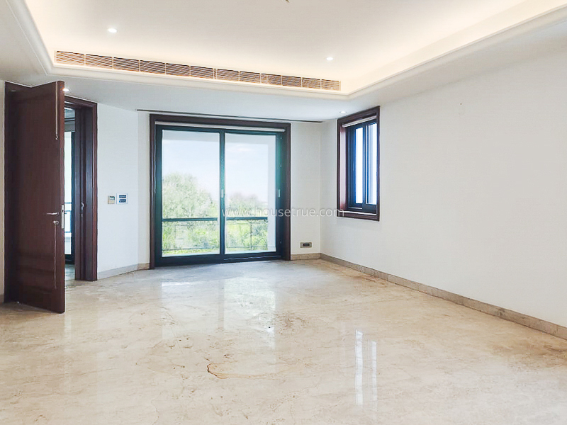 5 BHK Duplex For Rent in Vasant Vihar