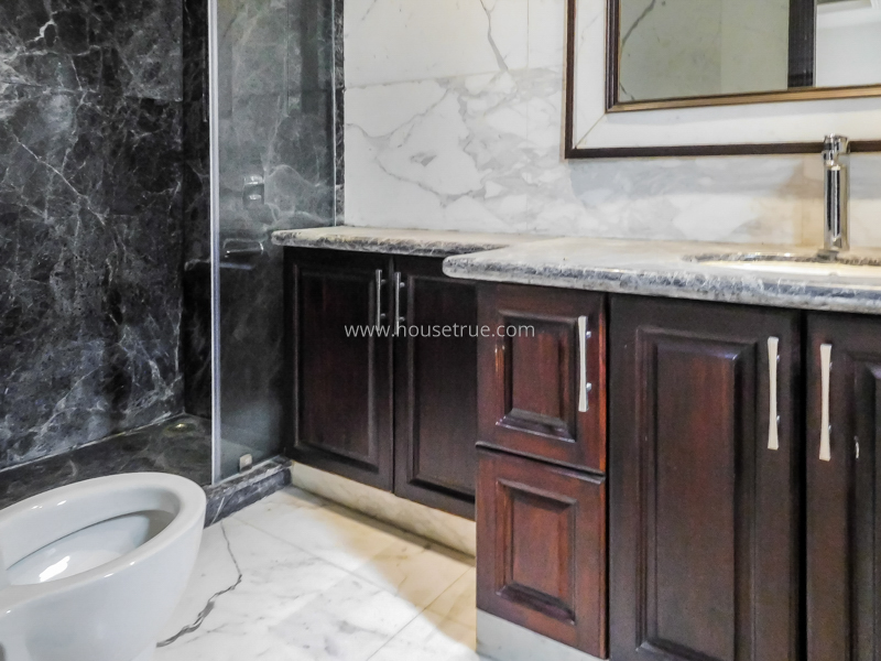 3 BHK Duplex For Rent in Maharani Bagh