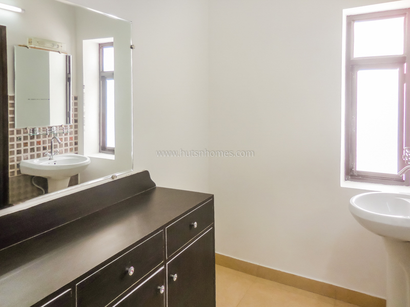 4 BHK House For Rent in Vasant Vihar