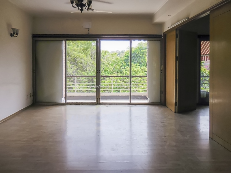 4 BHK Flat For Rent in Vasant Vihar