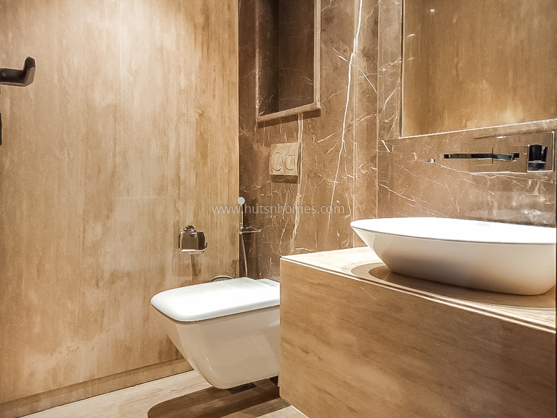 3 BHK Flat For Rent in Vasant Vihar