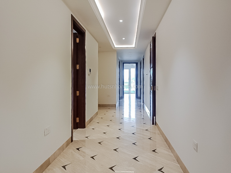 4 BHK Flat For Rent in Vasant Vihar