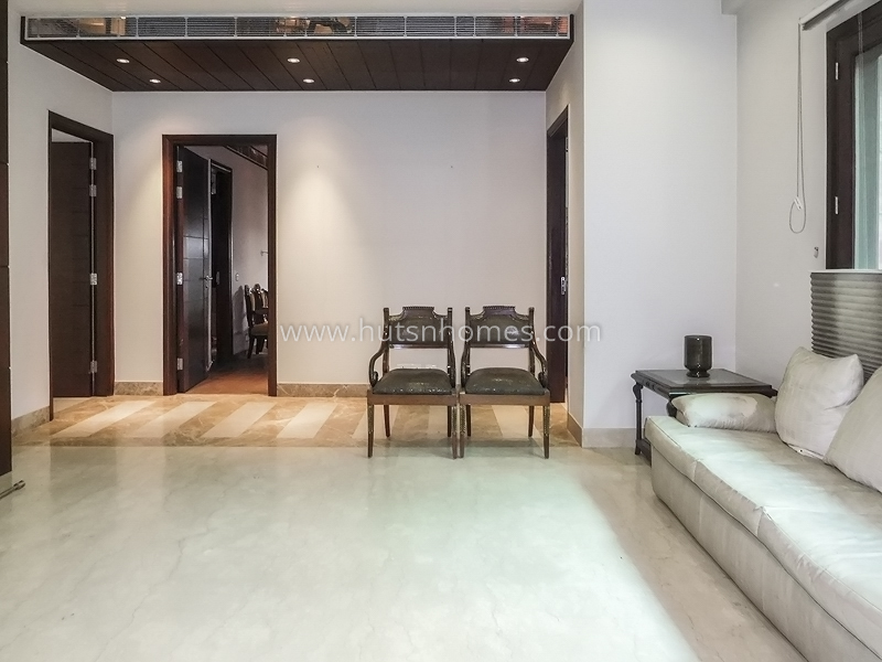 4 BHK Flat For Rent in Vasant Vihar