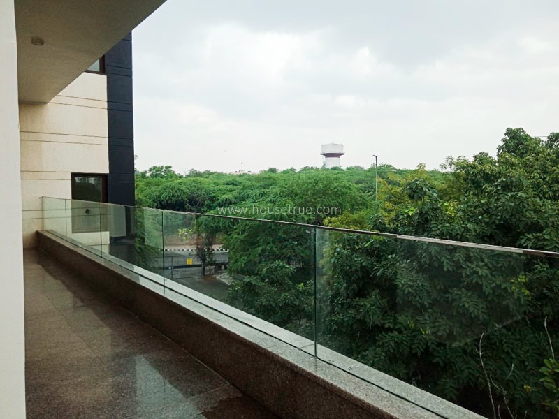 4 BHK Flat For Rent in Vasant Vihar